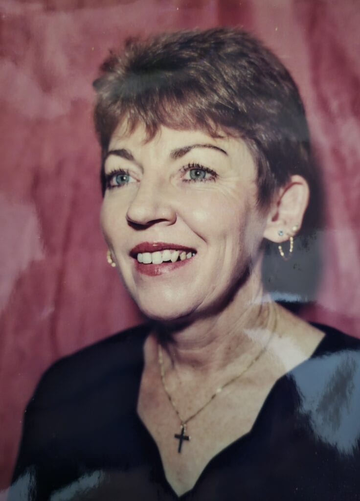 Lauren LEWIS
